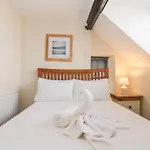 Grimes * Staithes